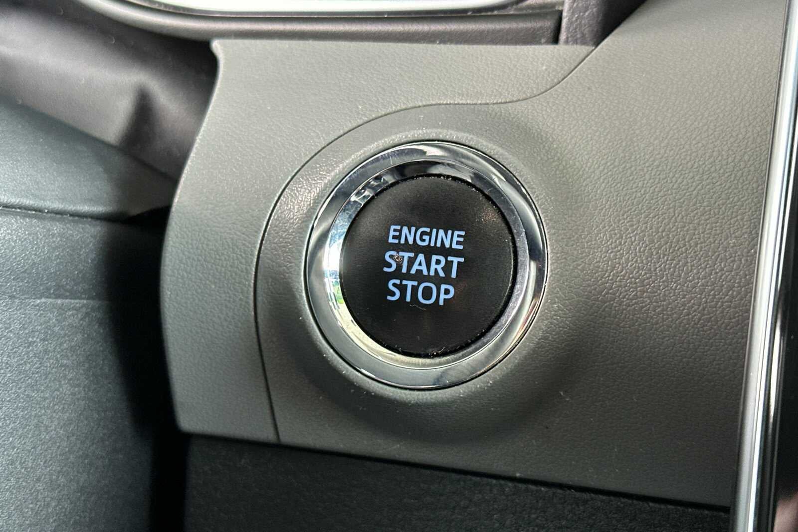 2019 Toyota Avalon Limited 4D Sedan