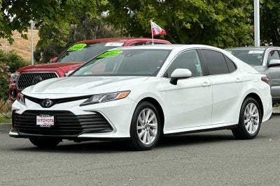 2022 Toyota Camry LE