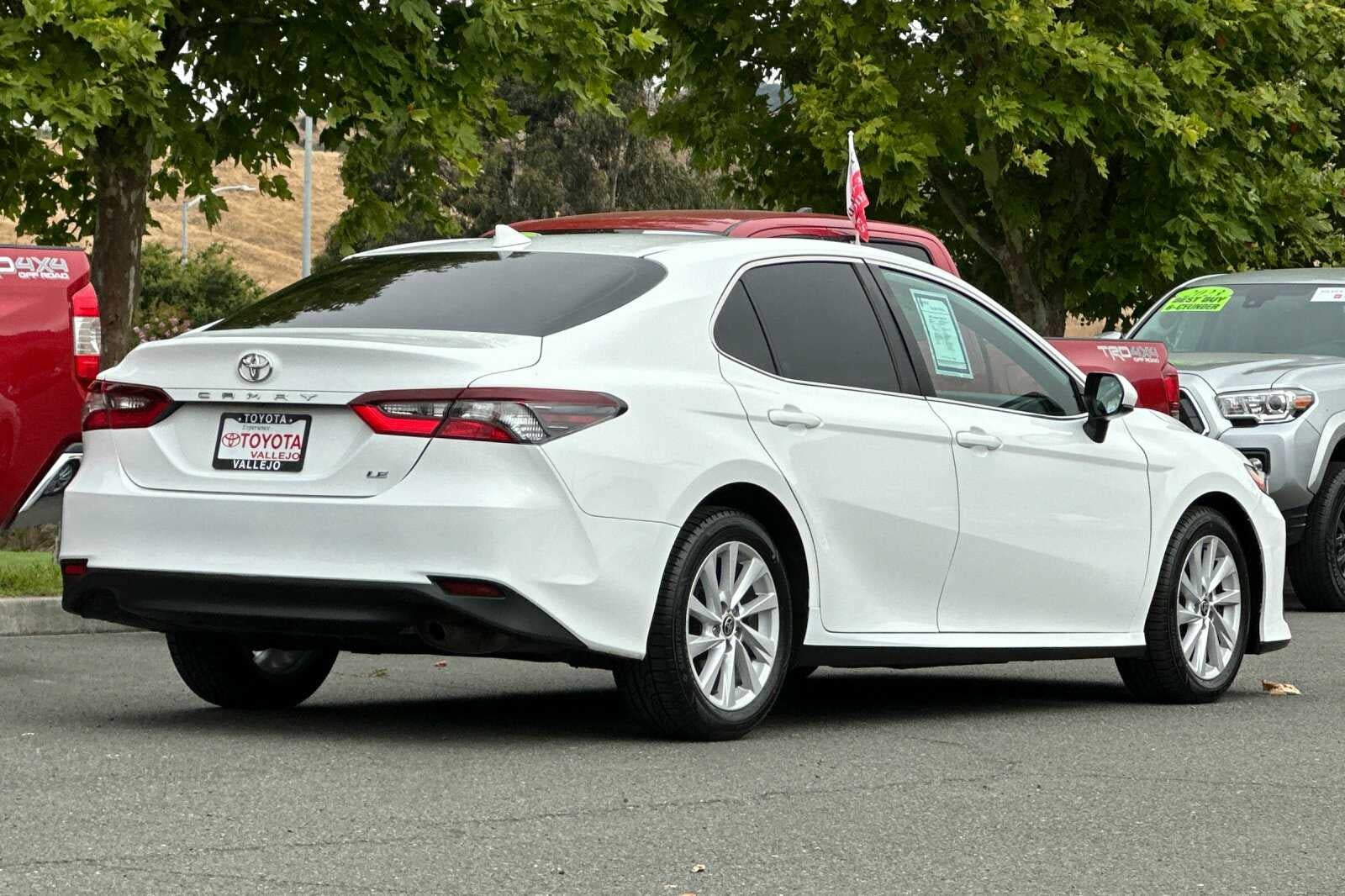 2022 Toyota Camry LE