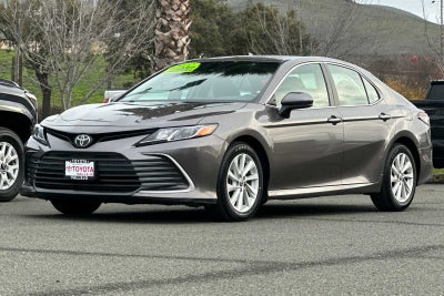2022 Toyota Camry LE