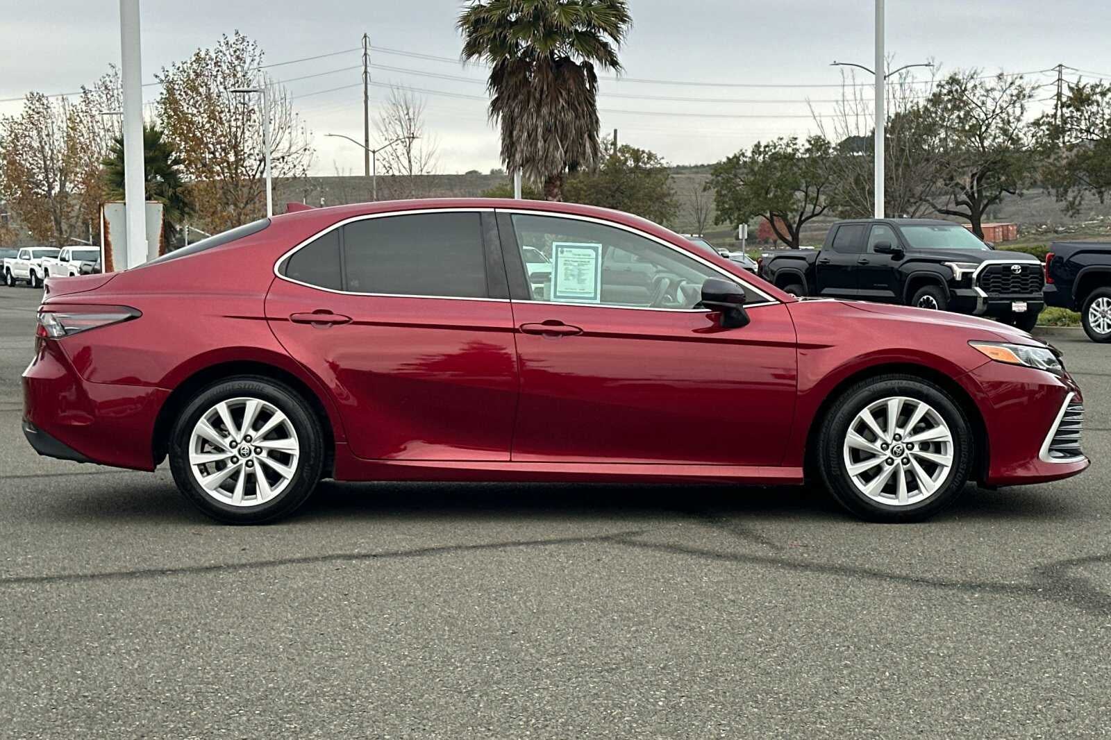 2022 Toyota Camry LE