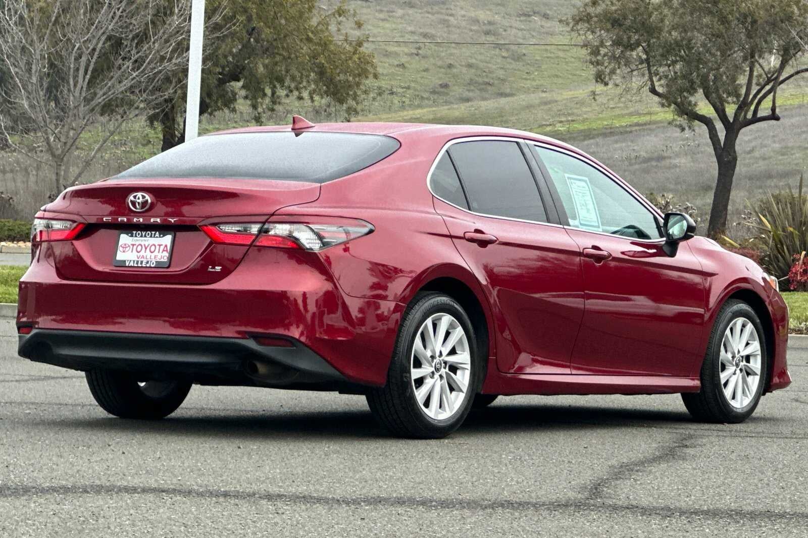 2022 Toyota Camry LE