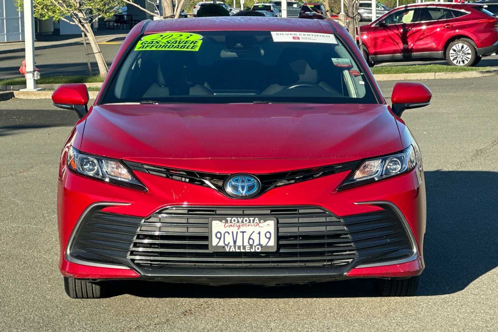 2023 Toyota Camry Hybrid LE