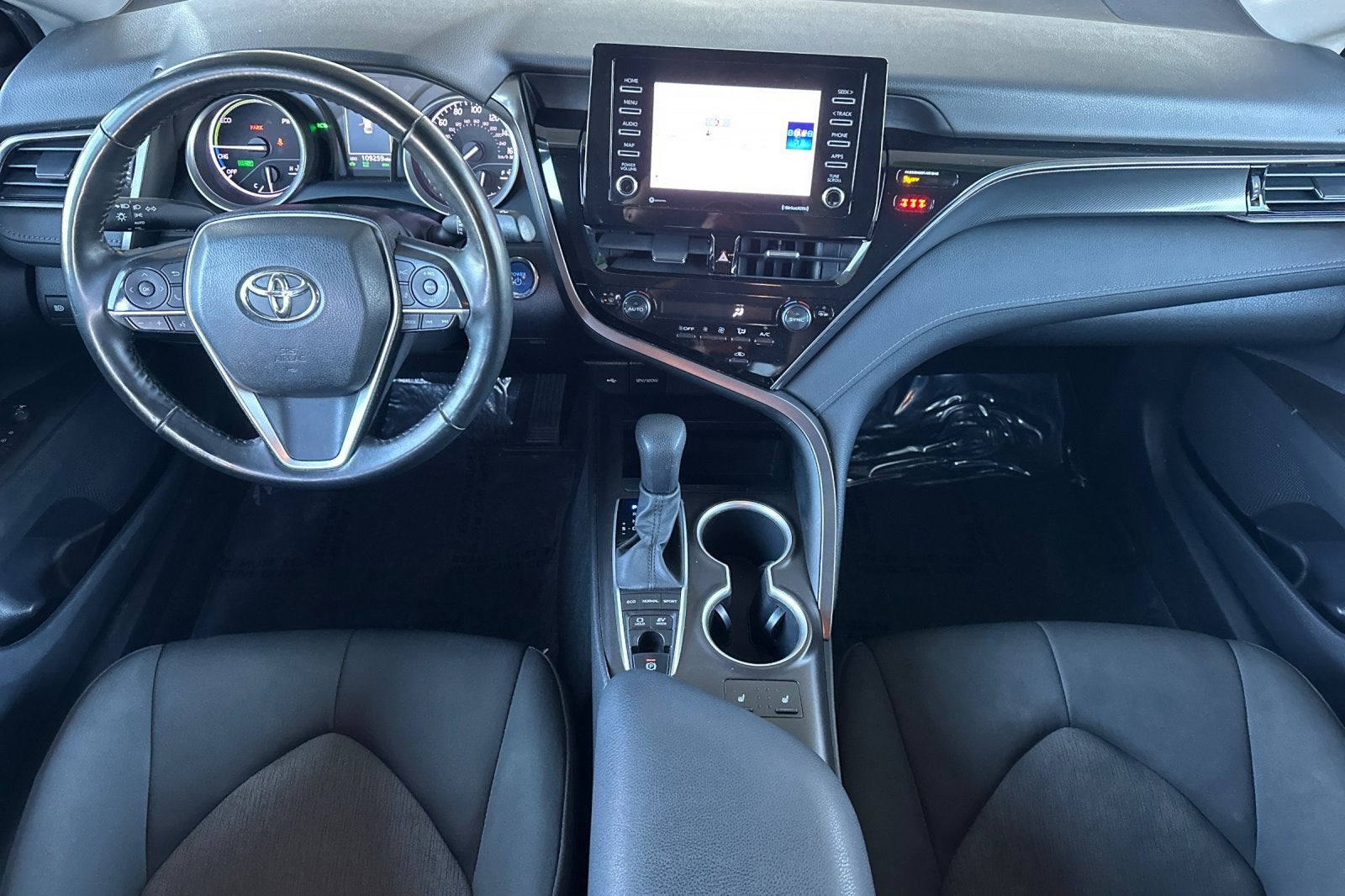 2023 Toyota Camry Hybrid LE