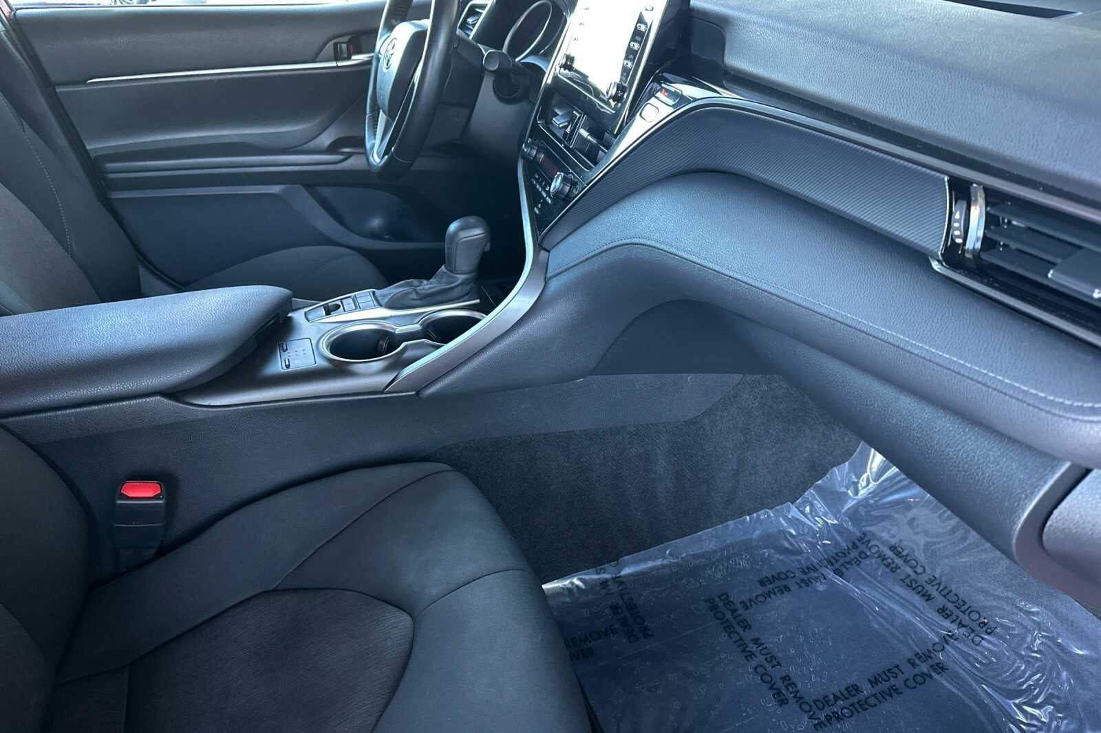 2023 Toyota Camry Hybrid LE