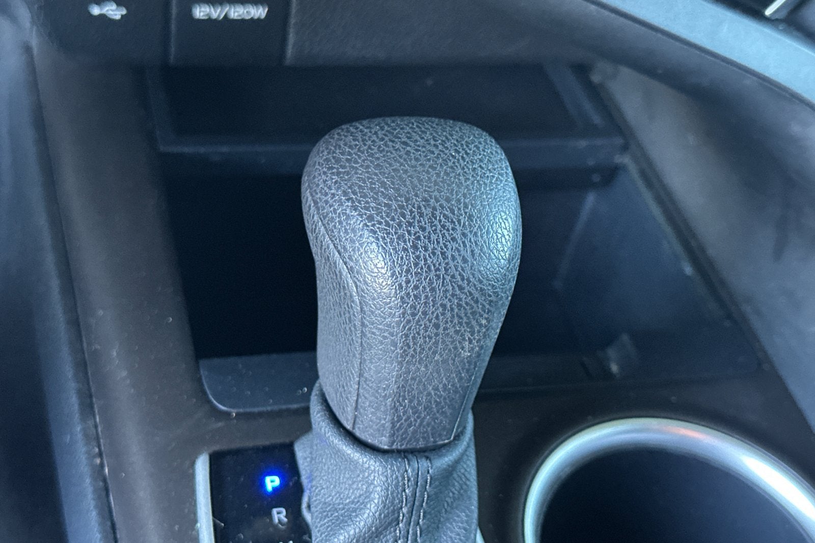 2023 Toyota Camry Hybrid LE