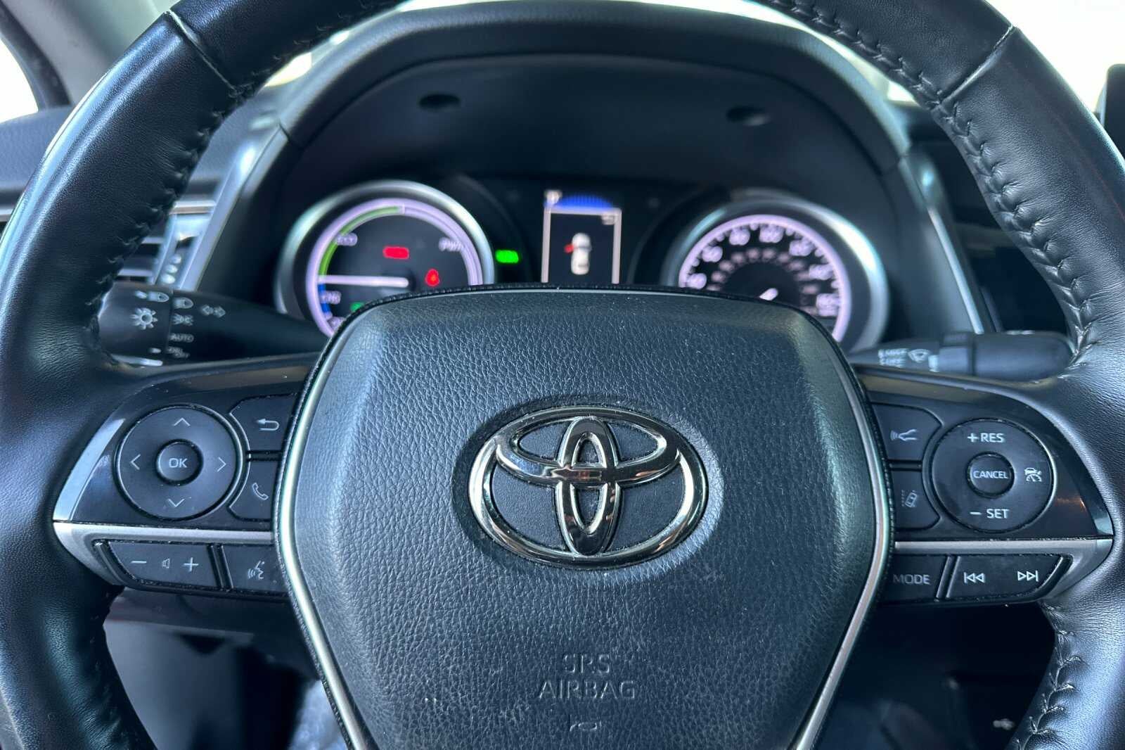 2023 Toyota Camry Hybrid LE