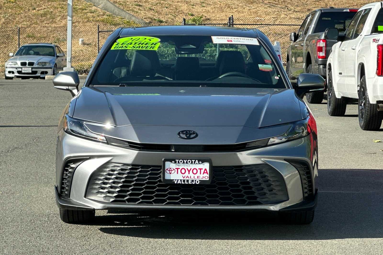 2025 Toyota Camry SE 4D Sedan