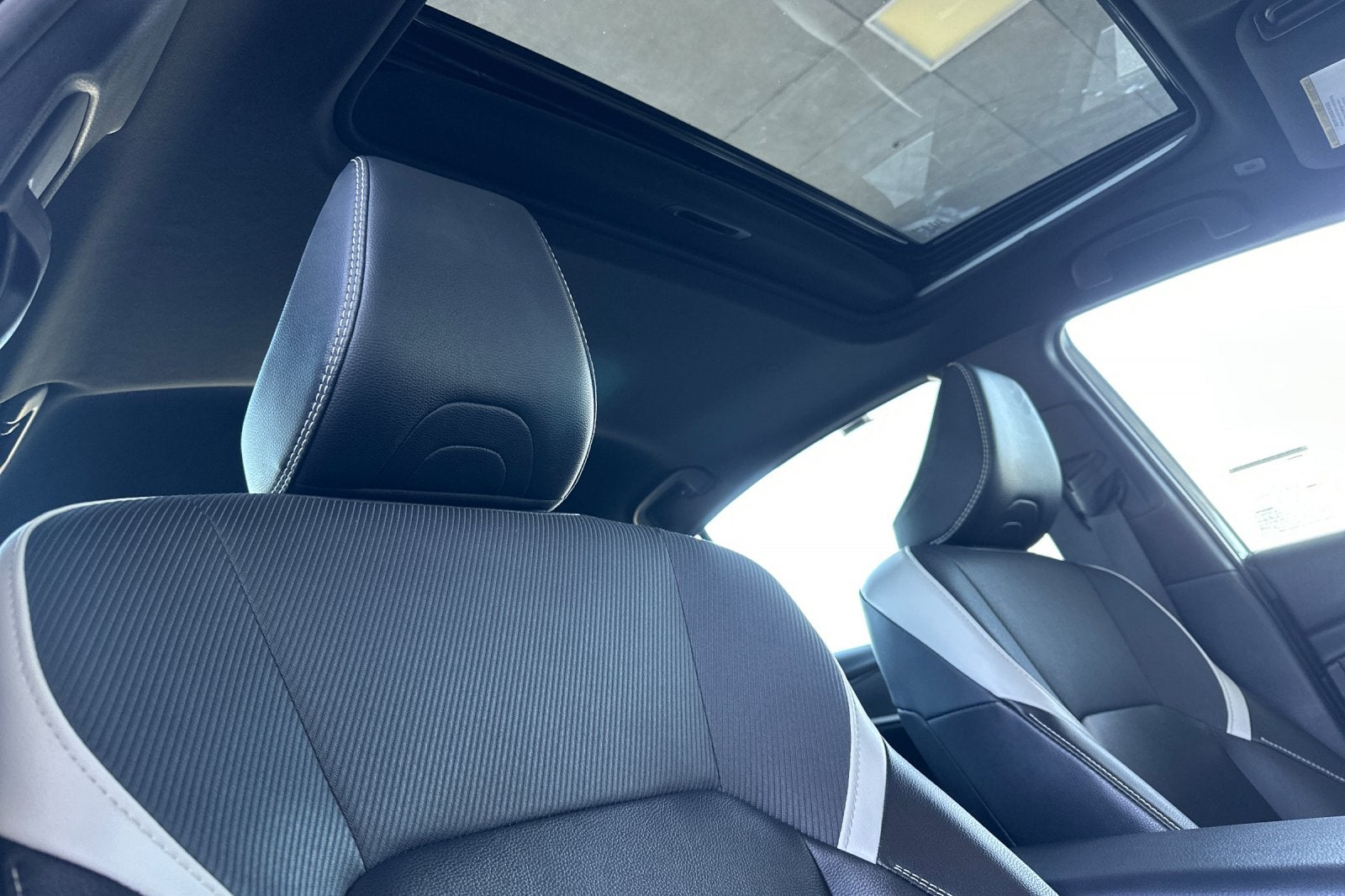 2025 Toyota Camry SE 4D Sedan