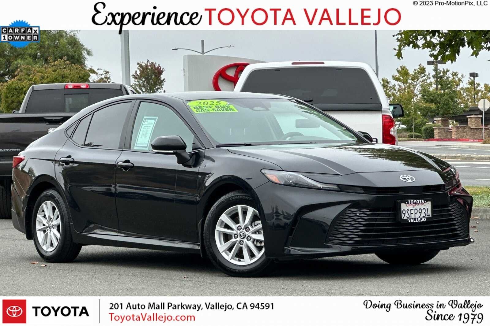 2025 Toyota Camry LE 4D Sedan