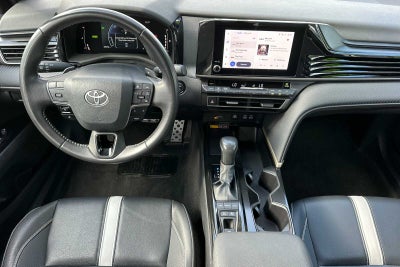 2025 Toyota Camry SE 4D Sedan