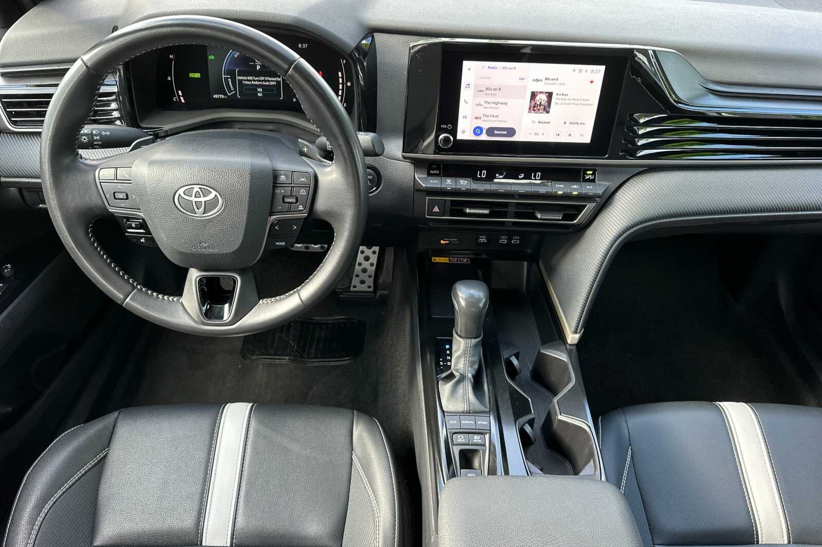2025 Toyota Camry SE 4D Sedan