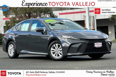 2025 Toyota Camry LE 4D Sedan
