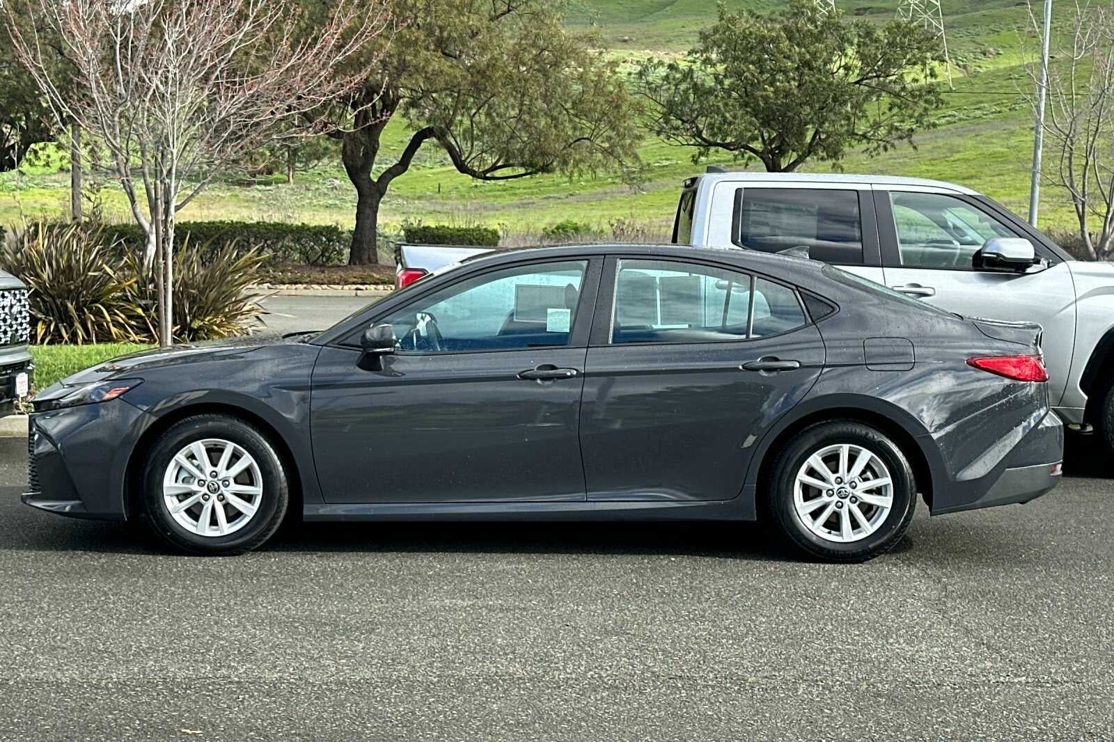 2025 Toyota Camry LE 4D Sedan