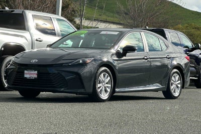 2025 Toyota Camry LE 4D Sedan