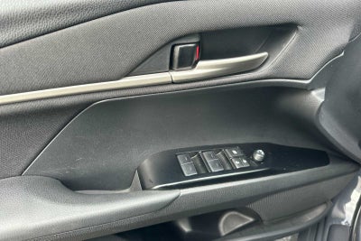 2025 Toyota Camry LE 4D Sedan