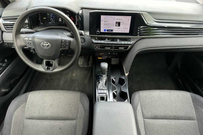 2025 Toyota Camry LE 4D Sedan