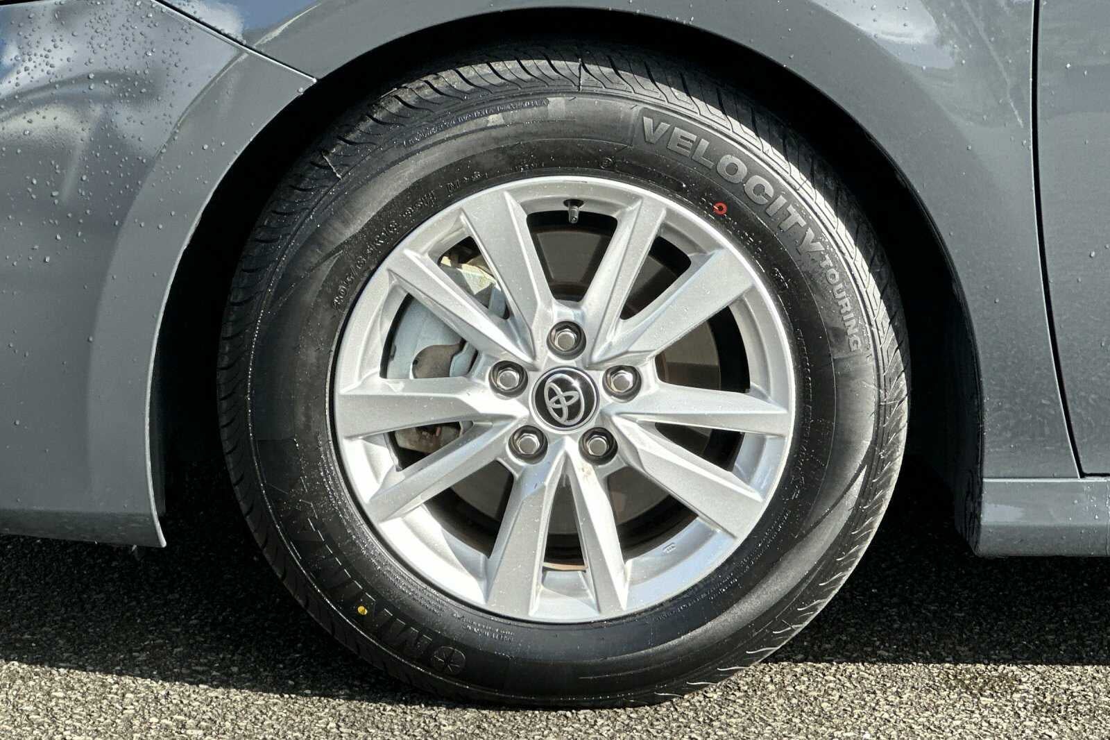 2025 Toyota Camry LE 4D Sedan