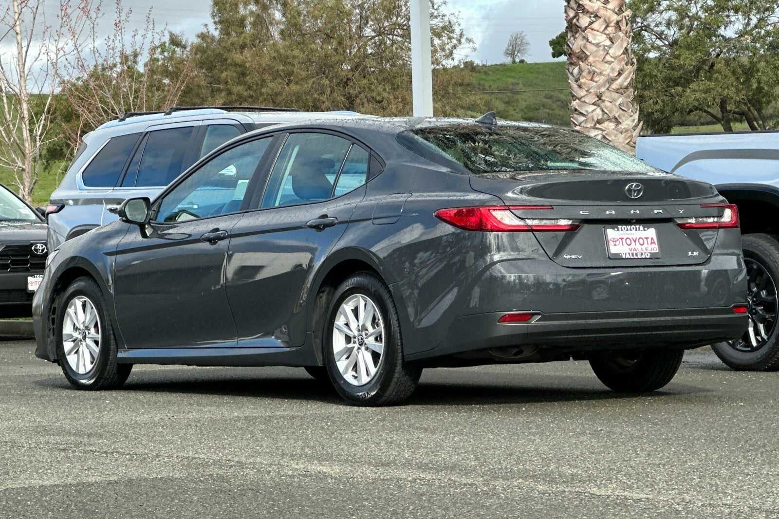 2025 Toyota Camry LE 4D Sedan