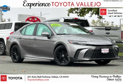 2025 Toyota Camry SE 4D Sedan