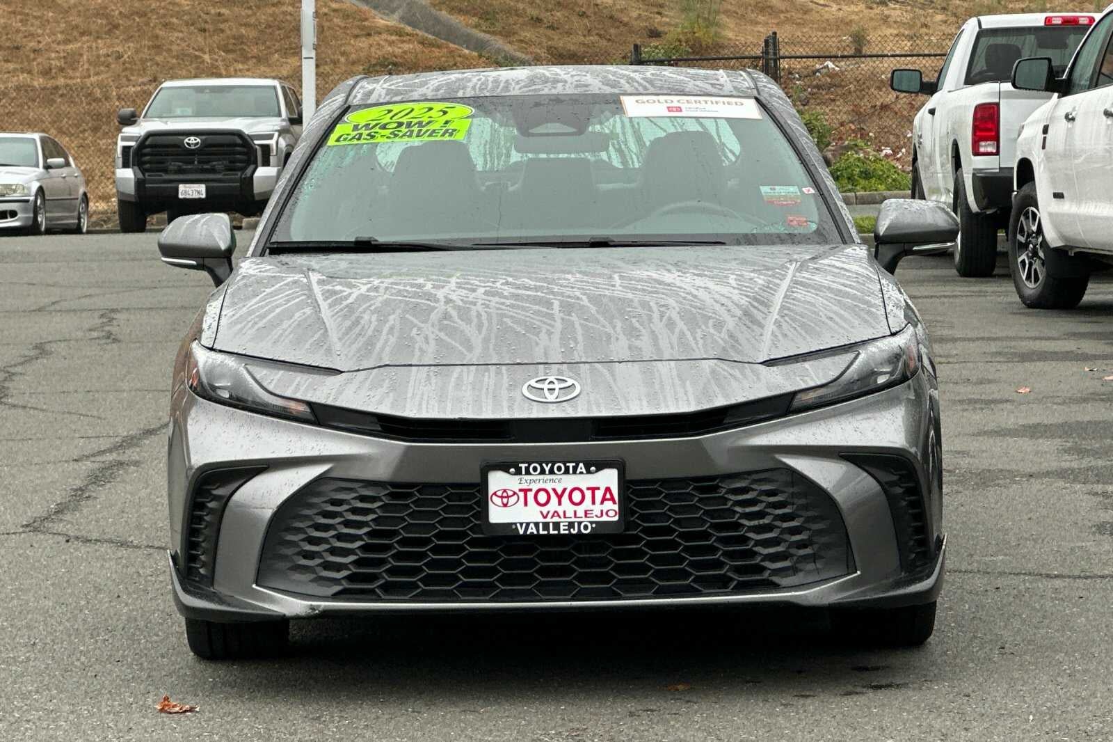 2025 Toyota Camry SE 4D Sedan