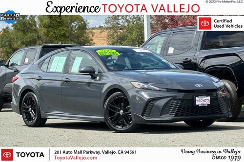 2025 Toyota Camry SE 4D Sedan