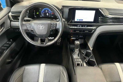 2025 Toyota Camry SE 4D Sedan
