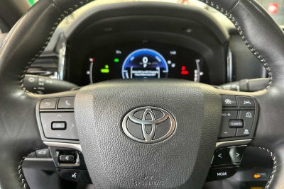 2025 Toyota Camry SE 4D Sedan