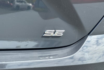 2025 Toyota Camry SE 4D Sedan