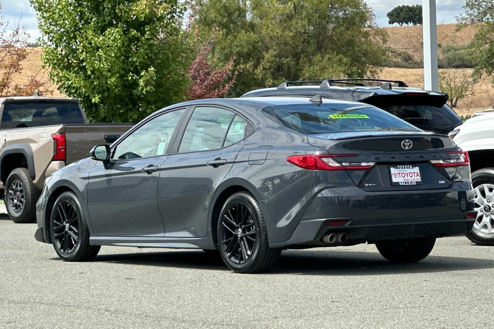 2025 Toyota Camry SE 4D Sedan