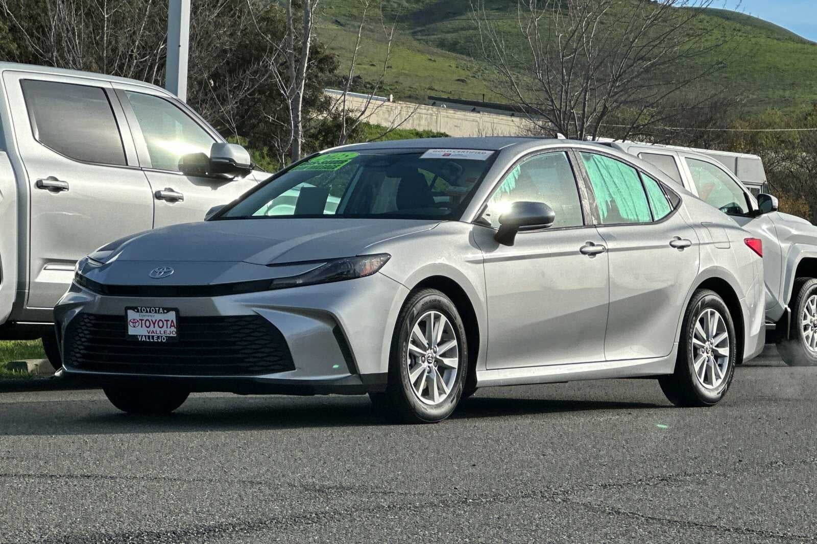 2025 Toyota Camry LE 4D Sedan