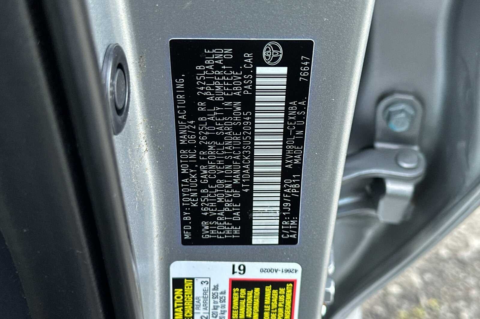 2025 Toyota Camry LE 4D Sedan