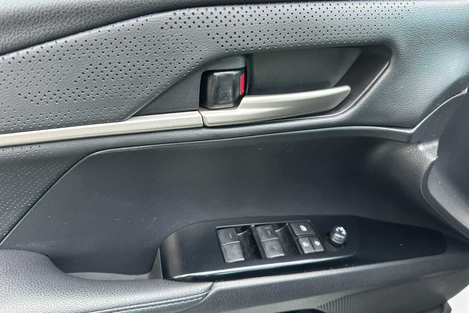 2025 Toyota Camry XSE 4D Sedan