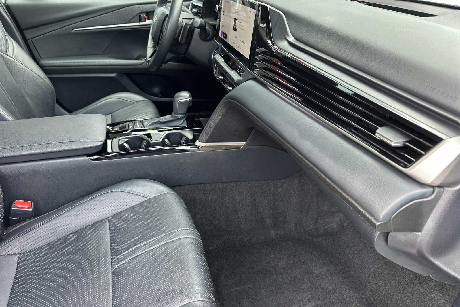 2025 Toyota Camry XSE 4D Sedan