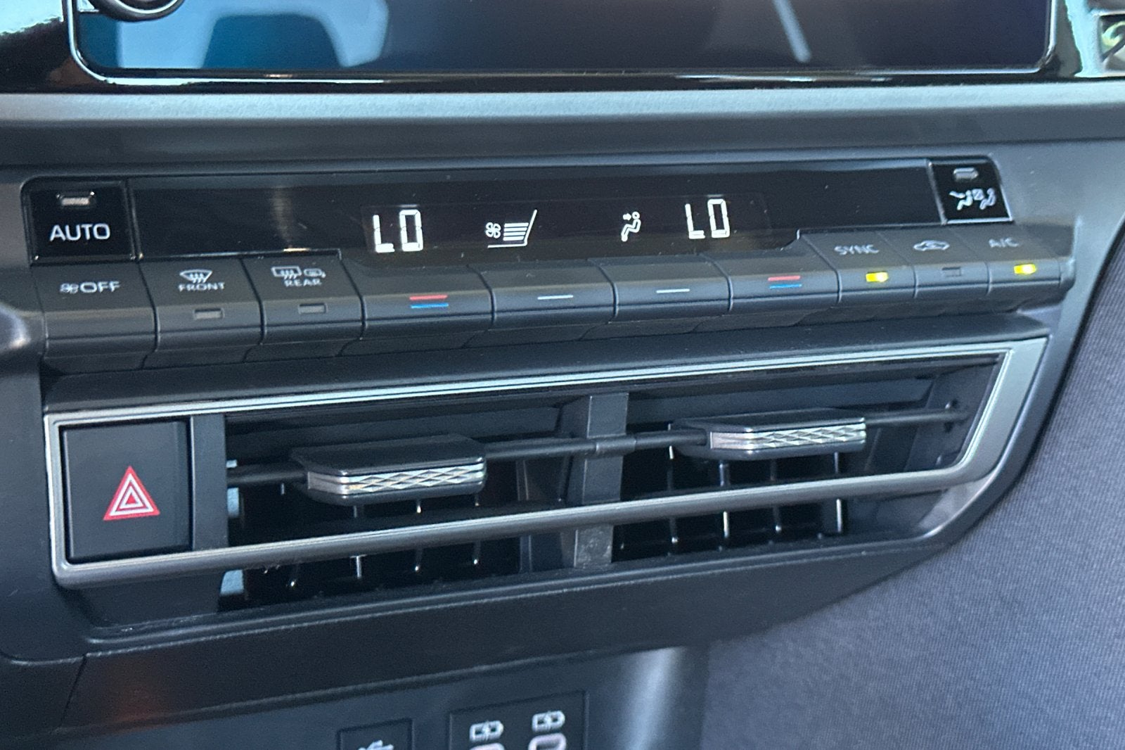 2025 Toyota Camry LE 4D Sedan