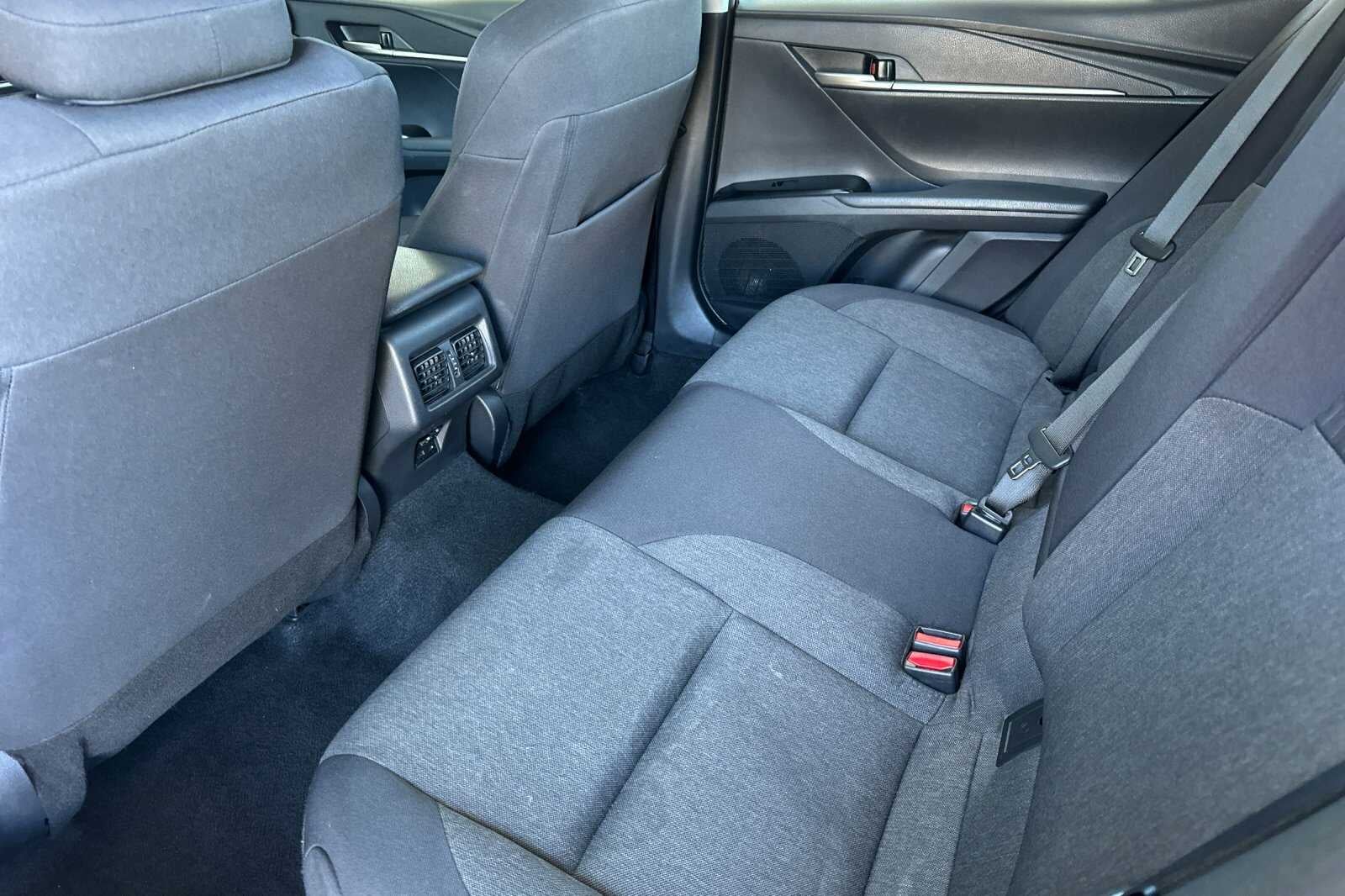 2025 Toyota Camry LE 4D Sedan