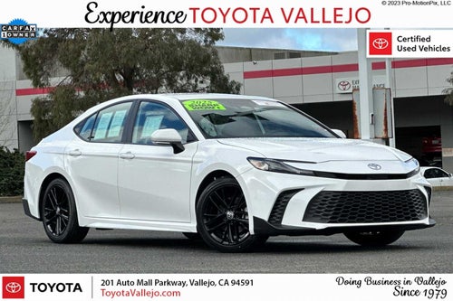 2025 Toyota Camry SE 4D Sedan