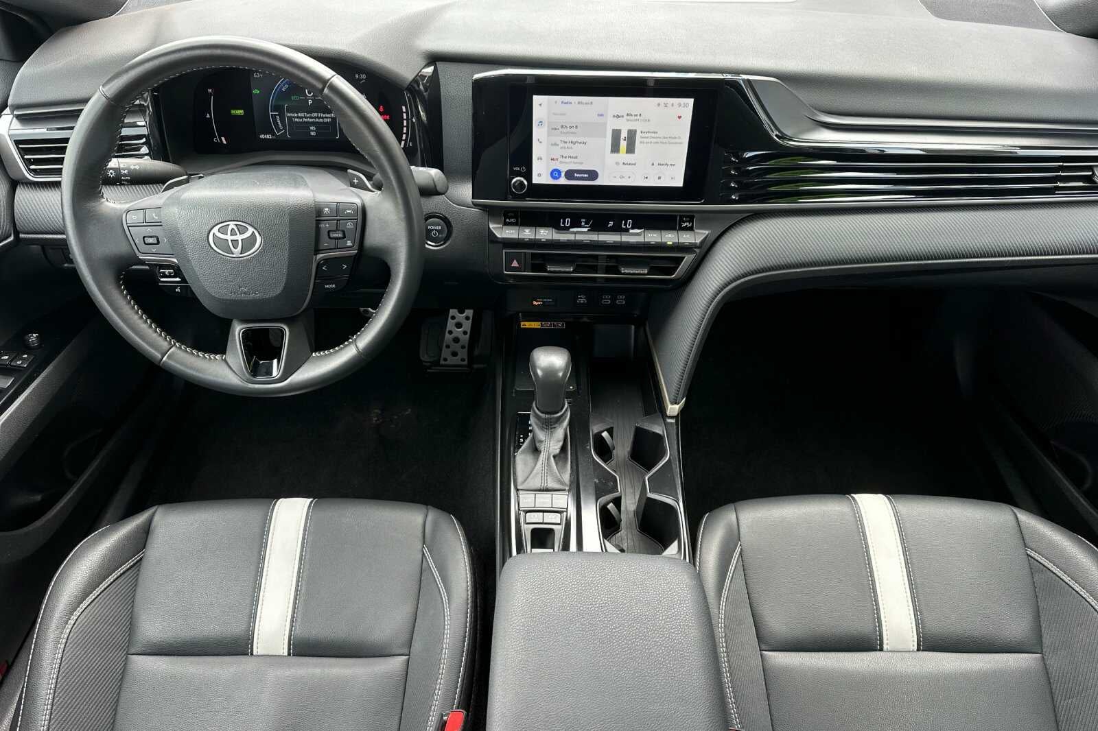 2025 Toyota Camry SE 4D Sedan