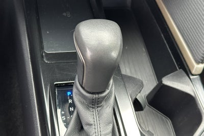 2025 Toyota Camry SE 4D Sedan