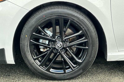 2025 Toyota Camry SE 4D Sedan