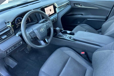2025 Toyota Camry LE 4D Sedan