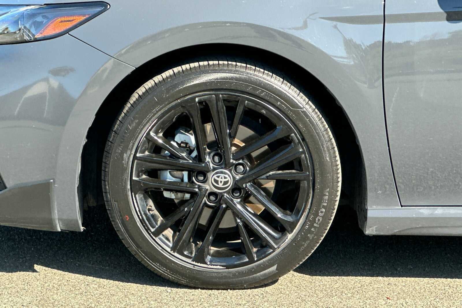 2025 Toyota Camry SE 4D Sedan