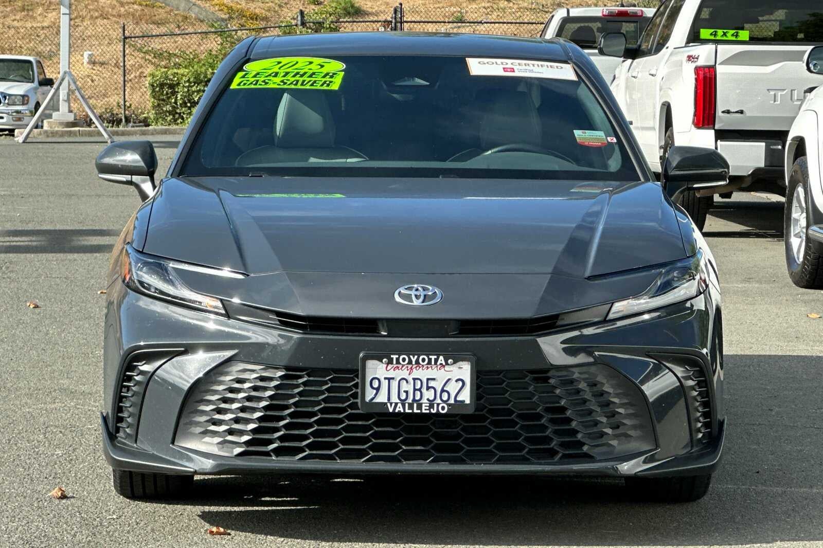 2025 Toyota Camry SE 4D Sedan