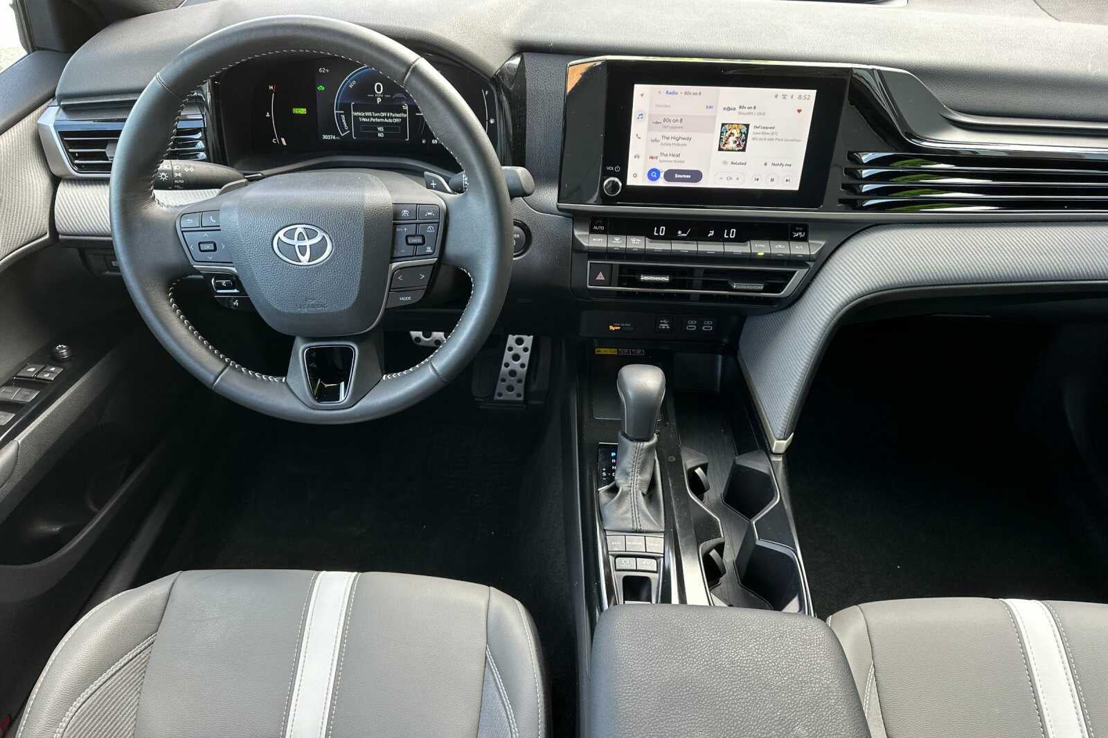 2025 Toyota Camry SE 4D Sedan