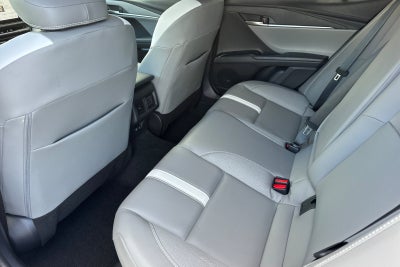 2025 Toyota Camry SE 4D Sedan