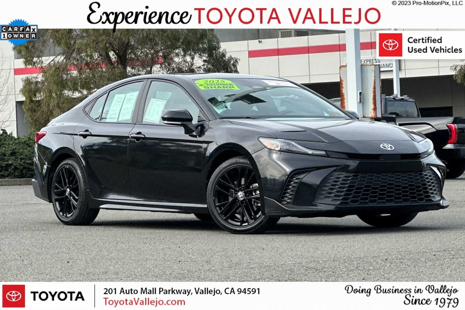 2025 Toyota Camry SE 4D Sedan