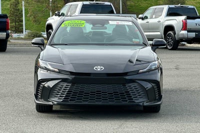 2025 Toyota Camry SE 4D Sedan