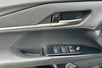 2025 Toyota Camry SE 4D Sedan