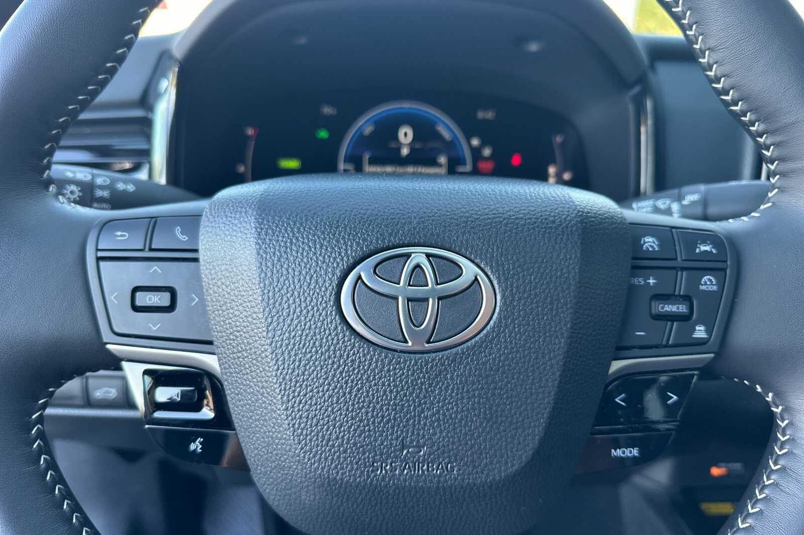 2026 Toyota Camry SE 4D Sedan
