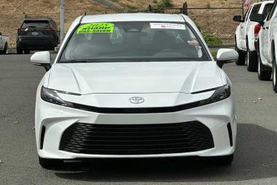 2025 Toyota Camry LE 4D Sedan